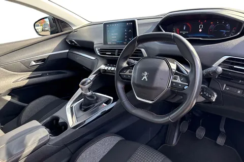 14 of 63 for PEUGEOT 3008 1.6 BlueHDi Active Euro 6 (s/s) 5dr