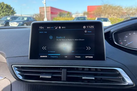 17 of 63 for PEUGEOT 3008 1.6 BlueHDi Active Euro 6 (s/s) 5dr