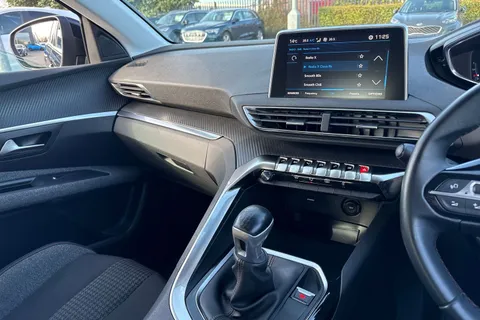 43 of 63 for PEUGEOT 3008 1.6 BlueHDi Active Euro 6 (s/s) 5dr