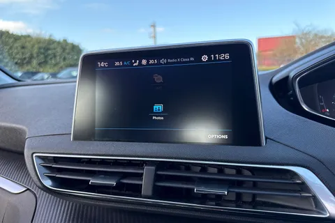 48 of 63 for PEUGEOT 3008 1.6 BlueHDi Active Euro 6 (s/s) 5dr