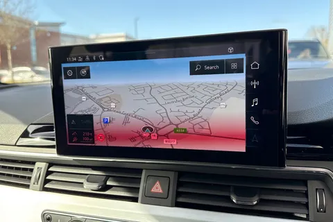 LP22LOH Audi A4 2.0 TFSI 35 S line S Tronic Euro 6 (s/s) 4dr Thumbnail #17