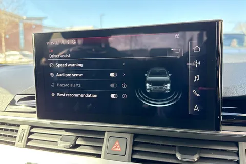 LP22LOH Audi A4 2.0 TFSI 35 S line S Tronic Euro 6 (s/s) 4dr Thumbnail #52