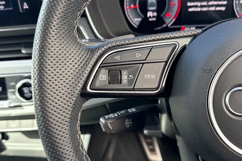 LP22LOH Audi A4 2.0 TFSI 35 S line S Tronic Euro 6 (s/s) 4dr Thumbnail #56