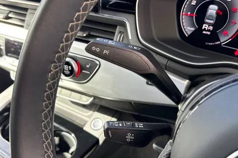 LP22LOH Audi A4 2.0 TFSI 35 S line S Tronic Euro 6 (s/s) 4dr Thumbnail #57