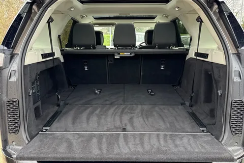 11 of 51 for Land Rover Discovery 3.0 D350 Dynamic HSE 5dr