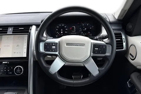 16 of 51 for Land Rover Discovery 3.0 D350 Dynamic HSE 5dr