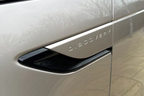 29 of 51 for Land Rover Discovery 3.0 D350 Dynamic HSE 5dr