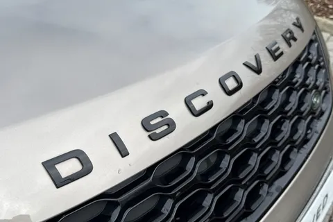 30 of 51 for Land Rover Discovery 3.0 D350 Dynamic HSE 5dr