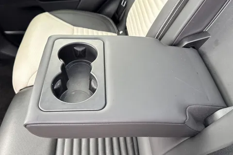 43 of 51 for Land Rover Discovery 3.0 D350 Dynamic HSE 5dr