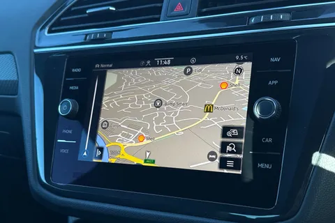 MK23NPU Volkswagen Tiguan 1.5 TSI 150 R-Line 5dr DSG Thumbnail #18