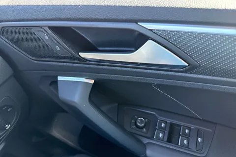 MK23NPU Volkswagen Tiguan 1.5 TSI 150 R-Line 5dr DSG Thumbnail #22