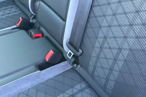 MK23NPU Volkswagen Tiguan 1.5 TSI 150 R-Line 5dr DSG Thumbnail #33