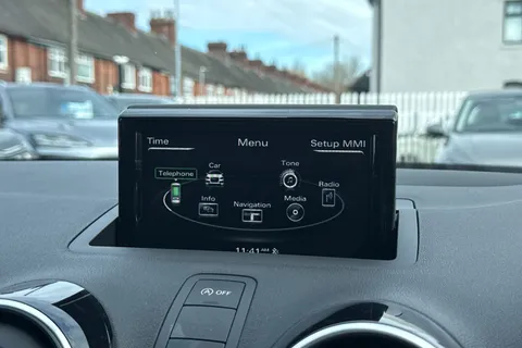 33 of 45 for Audi A1 1.4 TFSI Black Edition Sportback Euro 6 (s/s) 5dr (Nav)