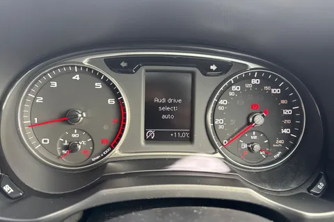 34 of 45 for Audi A1 1.4 TFSI Black Edition Sportback Euro 6 (s/s) 5dr (Nav)