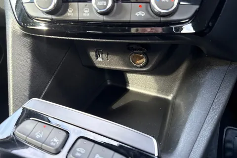 FT72HOH Vauxhall Mokka Electric 50kWh GS Line Auto 5dr Thumbnail #59