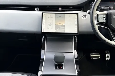KM74HCH Land Rover Range Rover Evoque 2.0 D200 Dynamic HSE 5dr Thumbnail #16