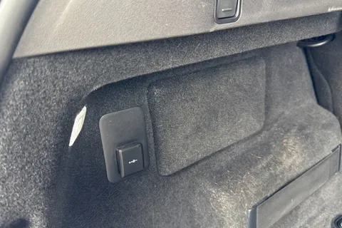 KM74HCH Land Rover Range Rover Evoque 2.0 D200 Dynamic HSE 5dr Thumbnail #29