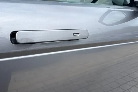 KM74HCH Land Rover Range Rover Evoque 2.0 D200 Dynamic HSE 5dr Thumbnail #31