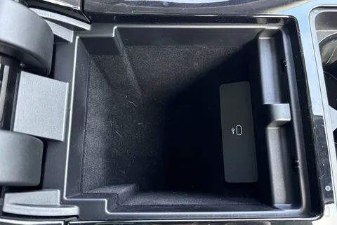 KM74HCH Land Rover Range Rover Evoque 2.0 D200 Dynamic HSE 5dr Thumbnail #46