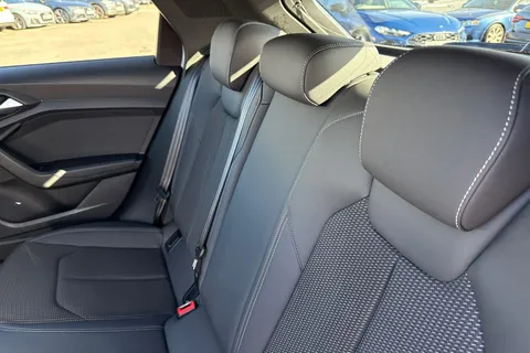 FY23XTU Audi A1 S line 30 TFSI 110 PS 6-speed Thumbnail #20