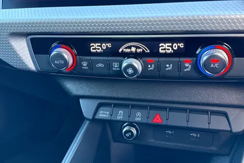 FY23XTU Audi A1 S line 30 TFSI 110 PS 6-speed Thumbnail #23