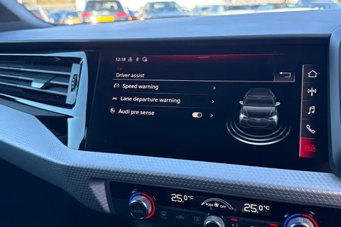 FY23XTU Audi A1 S line 30 TFSI 110 PS 6-speed Thumbnail #41