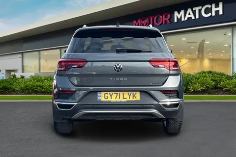 GY71LYK Volkswagen T-Roc 2.0 TSI SEL DSG 4Motion Euro 6 (s/s) 5dr Thumbnail #5