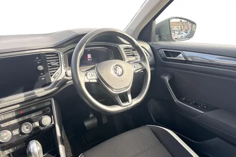 GY71LYK Volkswagen T-Roc 2.0 TSI SEL DSG 4Motion Euro 6 (s/s) 5dr Thumbnail #14