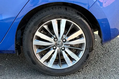 13 of 50 for HONDA JAZZ 1.3 EX 5dr CVT