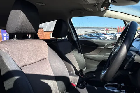 23 of 50 for HONDA JAZZ 1.3 EX 5dr CVT