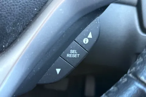 35 of 50 for HONDA JAZZ 1.3 EX 5dr CVT