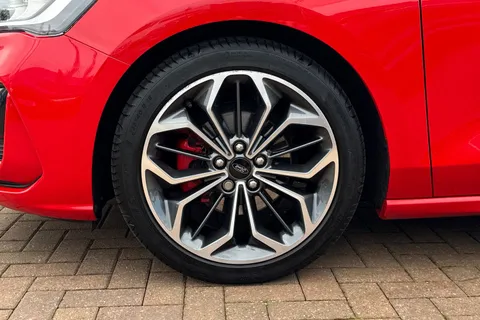 12 of 60 for Ford Focus 1.0T EcoBoost MHEV ST-Line X Hatchback 5dr Petrol Hybrid DCT Euro 6 (s/s) (155 ps)