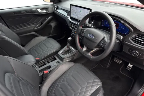 14 of 60 for Ford Focus 1.0T EcoBoost MHEV ST-Line X Hatchback 5dr Petrol Hybrid DCT Euro 6 (s/s) (155 ps)