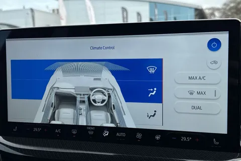 22 of 60 for Ford Focus 1.0T EcoBoost MHEV ST-Line X Hatchback 5dr Petrol Hybrid DCT Euro 6 (s/s) (155 ps)