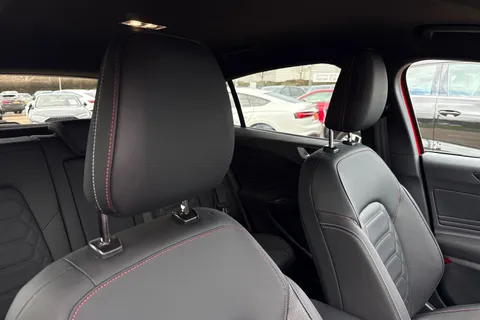 24 of 60 for Ford Focus 1.0T EcoBoost MHEV ST-Line X Hatchback 5dr Petrol Hybrid DCT Euro 6 (s/s) (155 ps)