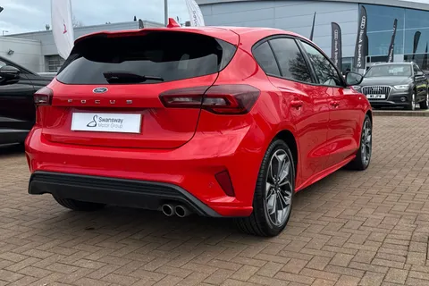 27 of 60 for Ford Focus 1.0T EcoBoost MHEV ST-Line X Hatchback 5dr Petrol Hybrid DCT Euro 6 (s/s) (155 ps)