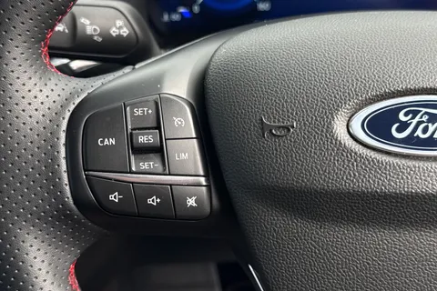 46 of 60 for Ford Focus 1.0T EcoBoost MHEV ST-Line X Hatchback 5dr Petrol Hybrid DCT Euro 6 (s/s) (155 ps)