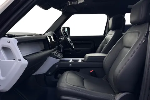 KW74YSO Land Rover Defender 90 3.0 D350 X-Dynamic HSE 3dr Thumbnail #4