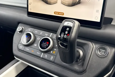KW74YSO Land Rover Defender 90 3.0 D350 X-Dynamic HSE 3dr Thumbnail #15