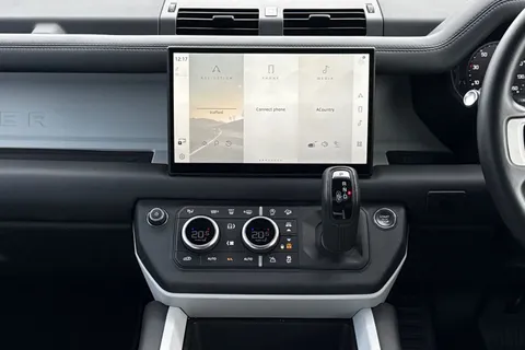 KW74YSO Land Rover Defender 90 3.0 D350 X-Dynamic HSE 3dr Thumbnail #16