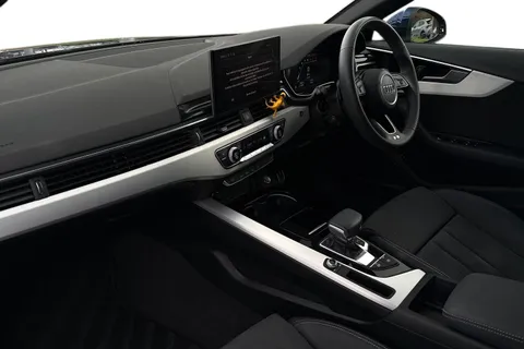 DV73VCA Audi A4 Avant Avant S line 35 TFSI  150 PS S tronic Thumbnail #15