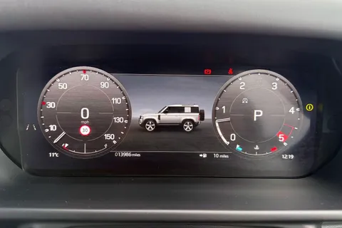 KW74YSO Land Rover Defender 90 3.0 D350 X-Dynamic HSE 3dr Thumbnail #18