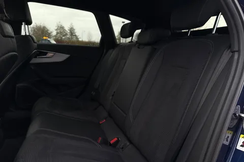 DV73VCA Audi A4 Avant Avant S line 35 TFSI  150 PS S tronic Thumbnail #19