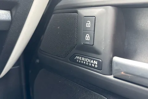 KW74YSO Land Rover Defender 90 3.0 D350 X-Dynamic HSE 3dr Thumbnail #26