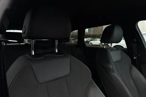 DV73VCA Audi A4 Avant Avant S line 35 TFSI  150 PS S tronic Thumbnail #24