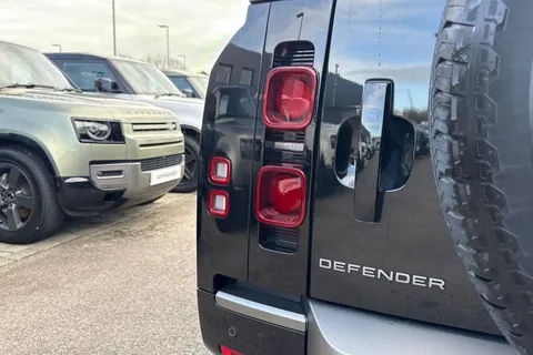 KW74YSO Land Rover Defender 90 3.0 D350 X-Dynamic HSE 3dr Thumbnail #28