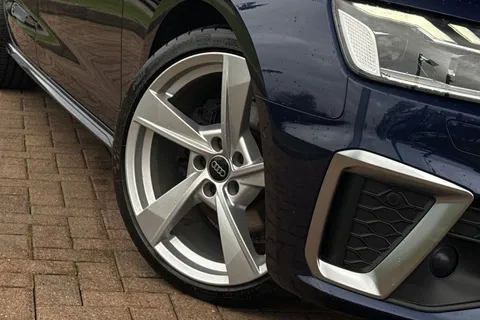 DV73VCA Audi A4 Avant Avant S line 35 TFSI  150 PS S tronic Thumbnail #26