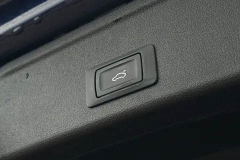 DV73VCA Audi A4 Avant Avant S line 35 TFSI  150 PS S tronic Thumbnail #27