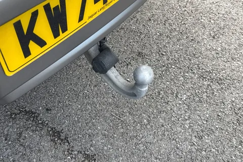 KW74YSO Land Rover Defender 90 3.0 D350 X-Dynamic HSE 3dr Thumbnail #33