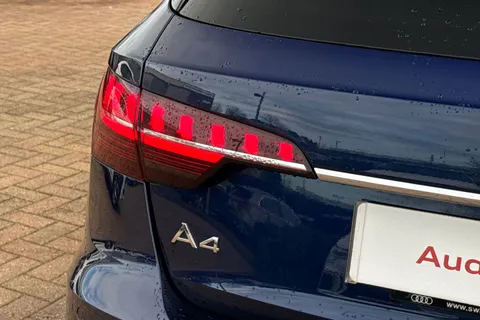 DV73VCA Audi A4 Avant Avant S line 35 TFSI  150 PS S tronic Thumbnail #49